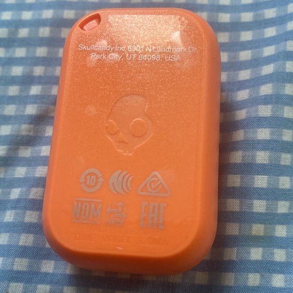 AirPods brand new I just opened the box to display - Picture 4 of 4